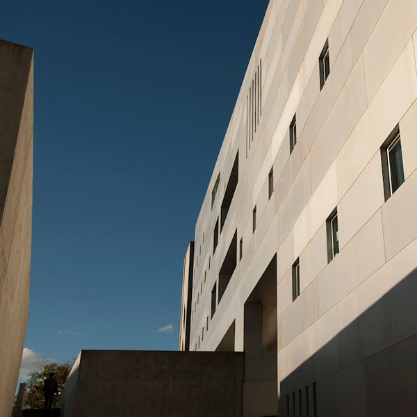 A view of the outside of the Social Sciences building at ϲʿͼ